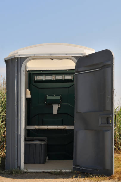 Porta potty rental for outdoor events in Dauphin Island, AL